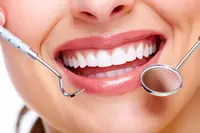Multiclínica Dentária Menezes Dr. Haroldo Menezes Júnior.Dentista/Dentist