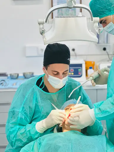 MegaSorriso - Clínica Dentária da Damaia Lda