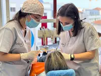 LAclinic - Clínica de Medicina Dentária