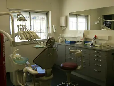 Lavramed- Clinica Médica E Dentária, Lda.
