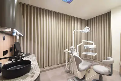 aDvAnCeD - Dental & Facial Clinic