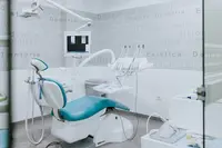 Clínica Dentária OralMED Cascais