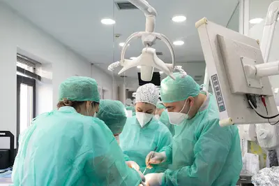 amo.CLINICS