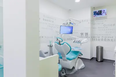 Clínica Dentária OralMED Figueira da Foz