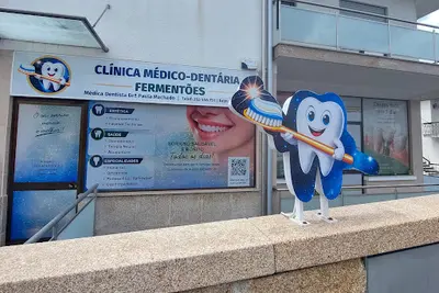 Clínica Dentária de Fermentões