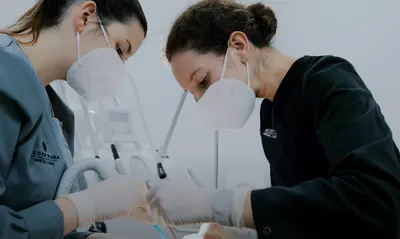 Hélder Moura Dental Clinics