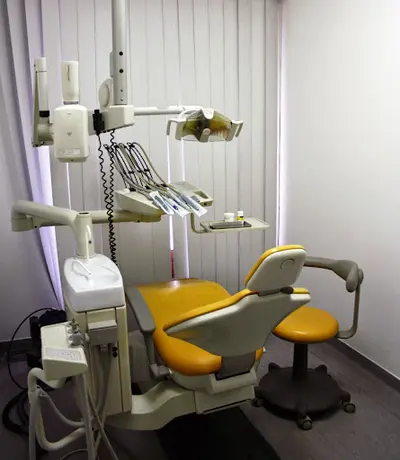 Dr. Carlos Pedro C. Rodrigues - Serviços Médicos Dentários, Lda.