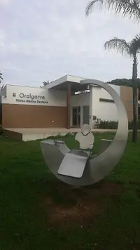 Oralgarve-clínica Médico-dentária Lda