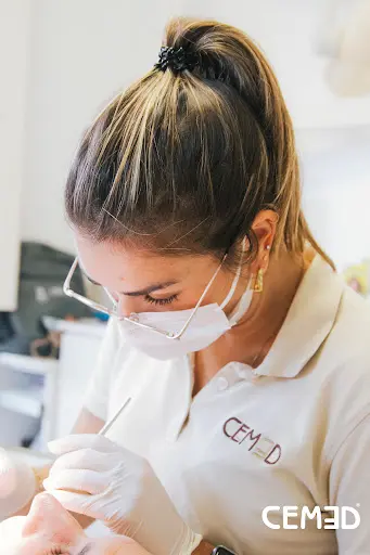 CEMED - Clínica Dentária