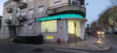 Clínica Dentária OralMED Moita