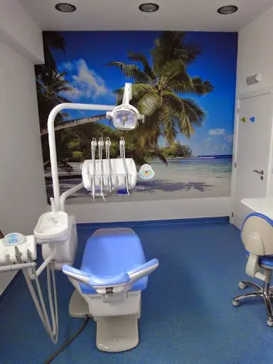 Clínica Médico-Dentária Dr.ª Helena António, Lda