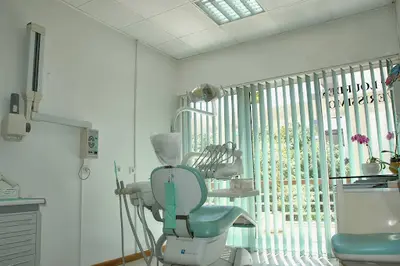 Clínica Dentária Dra. Lourdes Veríssimo.