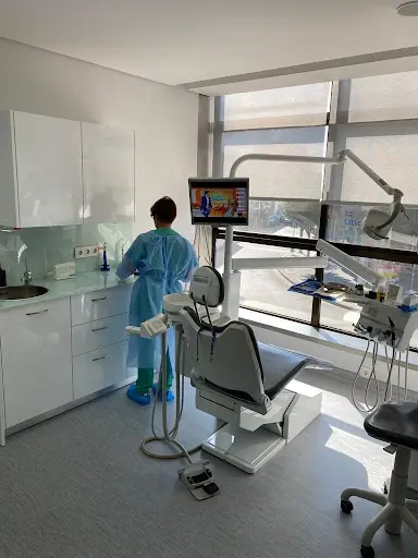 Clínica Dr. João Lima - Medicina Dentária