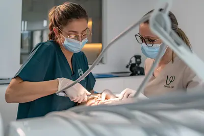DentalUp - Clinica Médica Dentária