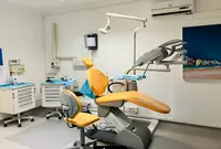 Clínica Dentária Dentbom Arrifes