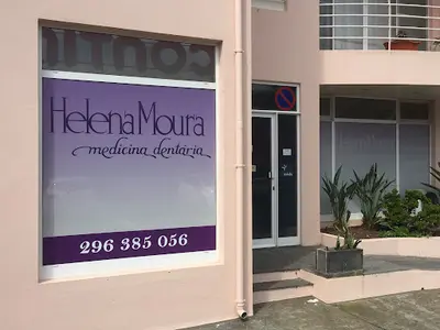 Helena Moura - Medicina Dentária