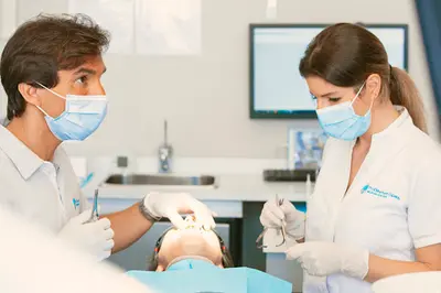 Clínica Prof. Machado Capelas - Medicina Dentária