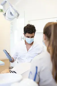 Clínica Raiz - Medicina Dentária