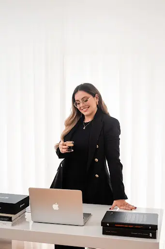 Dra. Sara Teles Rodrigues