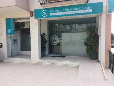 Clinica Dentária Dr. Aelson Machado Caldeira, Lda
