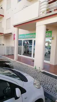 Raquel Andriani - Clínica Médico-Dentária, Unipessoal Lda.