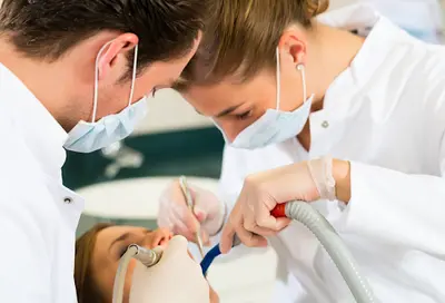 CrystalDent - Clínica de Especialidades Dentárias