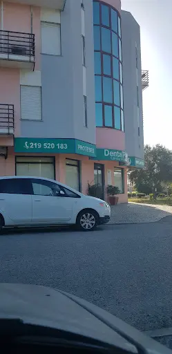 Centro Médico e Dentário Quinta das Índias Lda