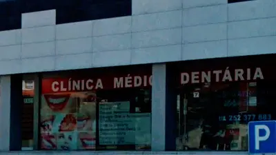 Clínica Médico Dentária Dr Luís Renato Claro. Centro de Reabilitação Oral Integrada. Implantologia. Cirurgia. Ortodontia.