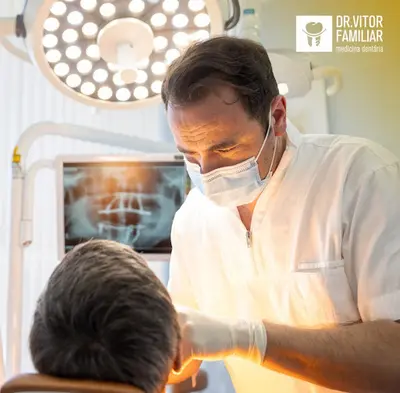 Dr.Vitor Familiar Medicina Dentária