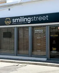 Smilingstreet - Clínica de Medicina Dentária